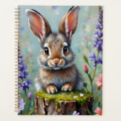 Fluffy Rabbit in een veld van bloemen Planner (Voorkant)