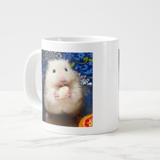 Fluffy Syrian Hamster Kokolinka Grote Koffiekop (Links)