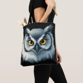 Fluffy Uil met expressieve ogen Tote Bag (Dichtbij)