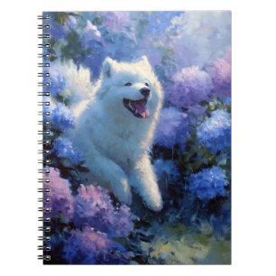Fluffy White Dog Tussen Blue Hydrangeas Notitieboe Notitieboek