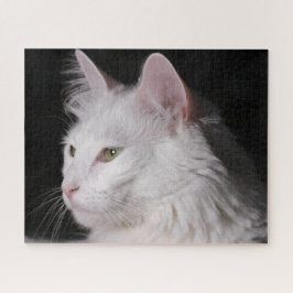 Fluffy White Maine Coon Cat Legpuzzel