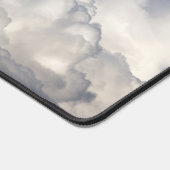 Fluffy Wolken in een Cerulean Blue Winter Sky Bureaumat (Hoek)