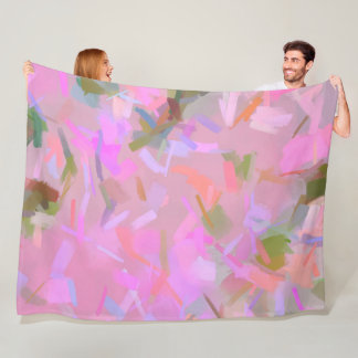 Fluisterend in roze fleece deken