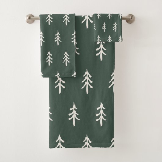 Fluisterende Dennen - Diep Bosgroen Bad Handdoek (Insitu)