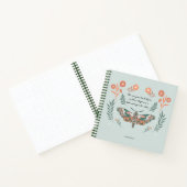 Fluitende Momenten: Een Jaar van Moth Magic Notitieboek (Binnen)