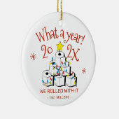 Flush 2024 Vaarwel: Grappig toiletpapier Kerst Keramisch Ornament (Rechts)