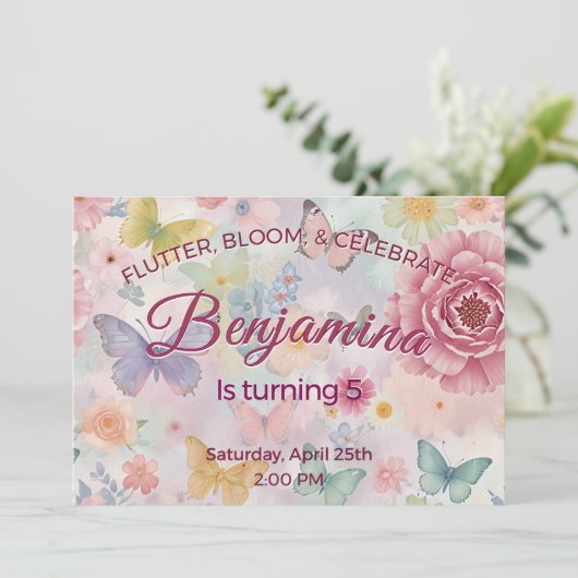 Flutter Bloom Vier Pastel Roze Verjaardagsmeisje Kaart (Staand voorkant)