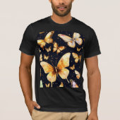 "Fluttering Dreams: Butterfly Graphic T-shirt" T-shirt (Voorkant)