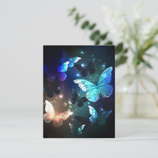 Fluttering Night Butterfly Advieskaart (Staand voorkant)