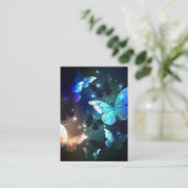 Fluttering Night Butterfly Advieskaart (Staand voorkant)