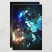Fluttering Night Butterfly Briefpapier (Voorkant / Achterkant)