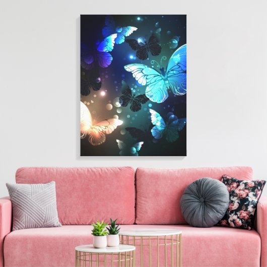 Fluttering Night Butterfly Canvas Afdruk (Insitu (Woonkamer))