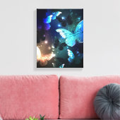 Fluttering Night Butterfly Canvas Afdruk (Insitu (Woonkamer))