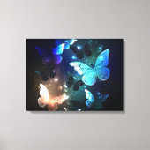 Fluttering Night Butterfly Canvas Afdruk (Voorkant)