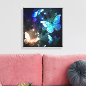 Fluttering Night Butterfly Canvas Afdruk (Insitu (Woonkamer))