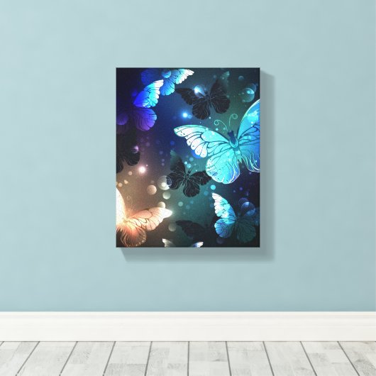 Fluttering Night Butterfly Canvas Afdruk (Insitu (Houten vloer))