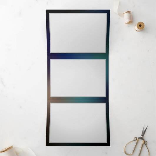 Fluttering Night Butterfly Drieluik Kaart (Binnen)