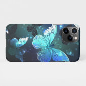 Fluttering Night Butterfly iPhone Hoesje (Achterkant horizontaal)
