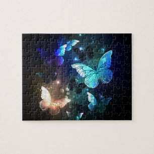 Fluttering Night Butterfly Legpuzzel