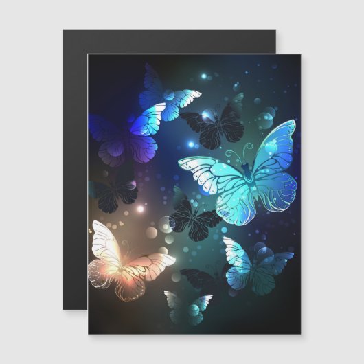 Fluttering Night Butterfly Magnetische Uitnodiging (Voorkant / Achterkant)