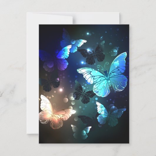 Fluttering Night Butterfly Magnetische Uitnodiging (Voorkant)