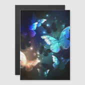 Fluttering Night Butterfly Magnetische Uitnodiging (Voorkant / Achterkant)