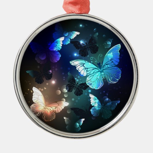 Fluttering Night Butterfly Metalen Ornament (Voorkant)