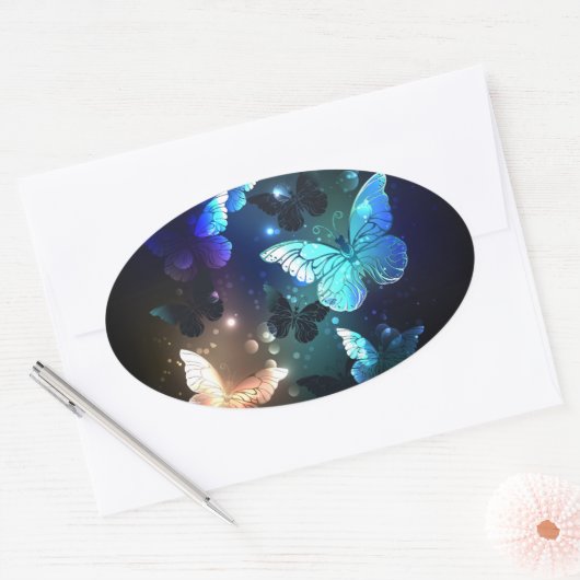 Fluttering Night Butterfly Ovale Sticker (Envelop)