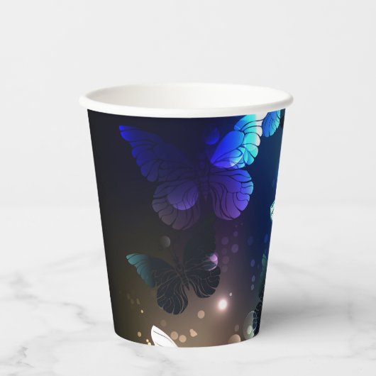 Fluttering Night Butterfly Papieren Bekers (Voorkant)