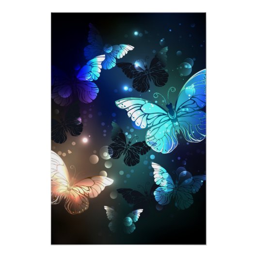 Fluttering Night Butterfly Perfect Poster (Voorkant)