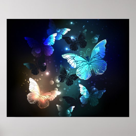 Fluttering Night Butterfly Poster (Voorkant)