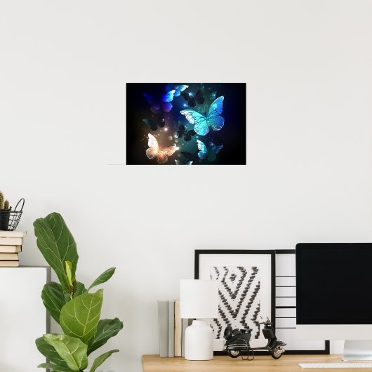 Fluttering Night Butterfly Poster (Thuiskantoor)