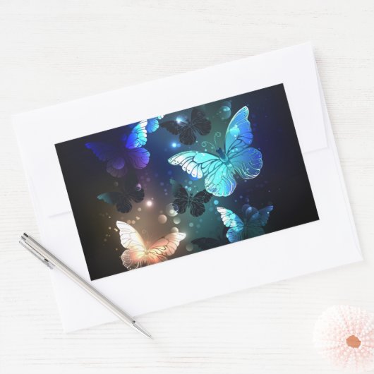 Fluttering Night Butterfly Rechthoekige Sticker (Envelop)
