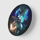 Fluttering Night Butterfly Ronde Klok (Hoek)