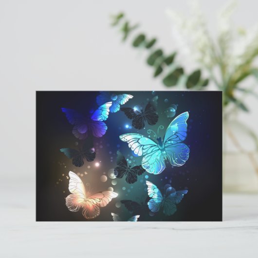 Fluttering Night Butterfly Save The Date (Staand voorkant)