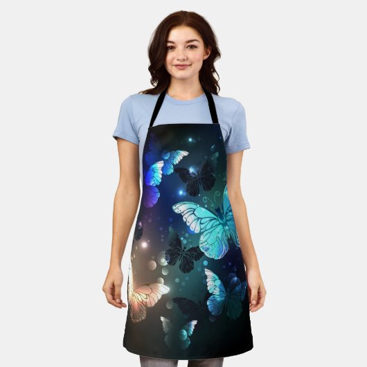 Fluttering Night Butterfly Schort (Gedragen)