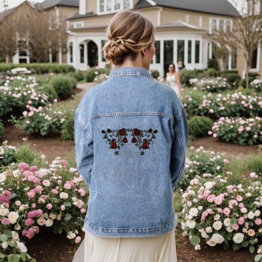 Fluweel fluistert: gekrulde gotische Rozen wijnsto Denim Jacket (Huwelijk Achterkant)