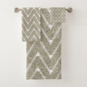 Fluweelachtig Zand Bruin Chevron Patroon Bad Handdoek (Insitu)