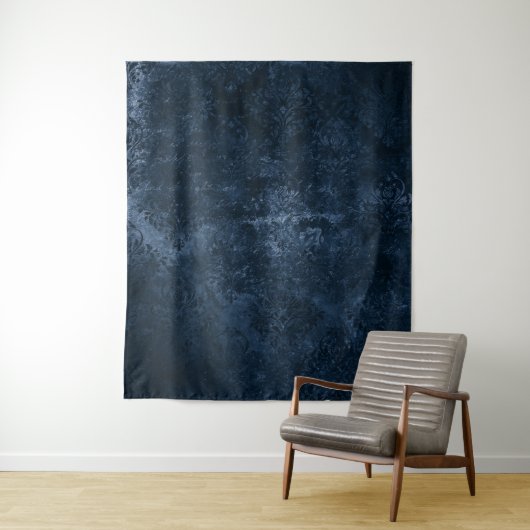 Fluweelzachte Navy Damask | Donkerblauwe Grunge Fo Wandkleed (In situ)