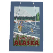 Fly Fisherman - Dawson, Alaska Medium Cadeauzakje (Achterkant)