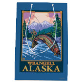 Fly Fishing Scene - Wrangell, Alaska Medium Cadeauzakje (Achterkant)