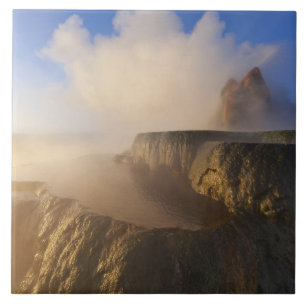 Fly Geyser met besneeuwde Granite Range Tegeltje