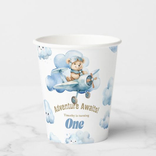 Fly into Fun: Teddy's eerste verjaardagsavontuur Papieren Bekers (Voorkant)