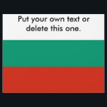 Flyer met vlag van Bulgarije<br><div class="desc">Promoot uw boodschap met onze exclusieve flyer met de vlag van Bulgarije! Deze flyer is gemaakt met nauwgezette aandacht voor detail en is meer dan alleen een informatief hulpmiddel; het is een viering van het erfgoed en de culturele trots van Bulgarije. Het opvallende ontwerp toont prominent de levendige kleuren van...</div>