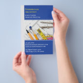 Flyer sjabloon voor architectuur technische dienst (Hand)