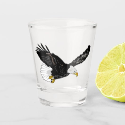 Flying Bald Eagle Shot Glass Glas (Voorkant)