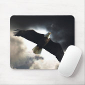 Flying Bald Eagle & Storm Clouds Foto Muismat (Met muis)