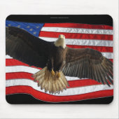 Flying Bald Eagle USA Patriottische Gift Muismat (Voorkant)
