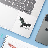 Flying Bat – Aangepaste tekst & gesneden vinyl Sti Sticker (Laptop met iPhone)