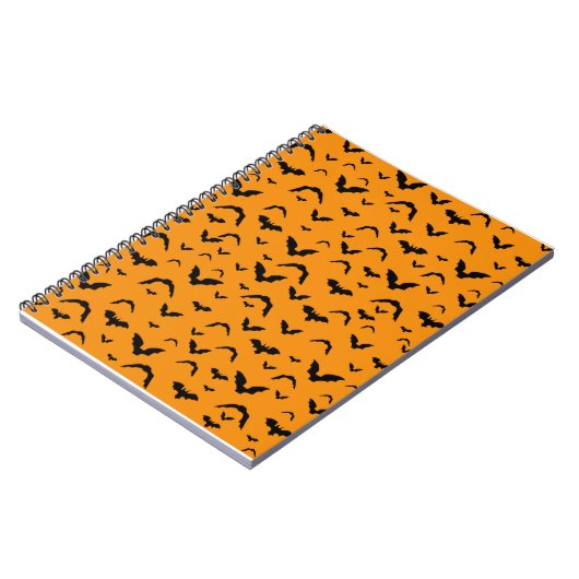 Flying Bats on Orange Notitieboek (Linkerzijde)